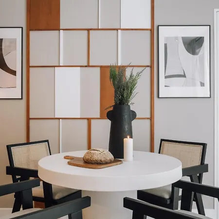 Bastille - 1 Et Terrasse A Pere-lachaise * Paris