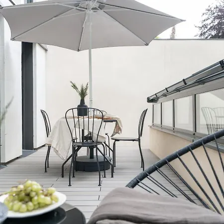 Bastille - 1 Et Terrasse A Pere-lachaise Daire